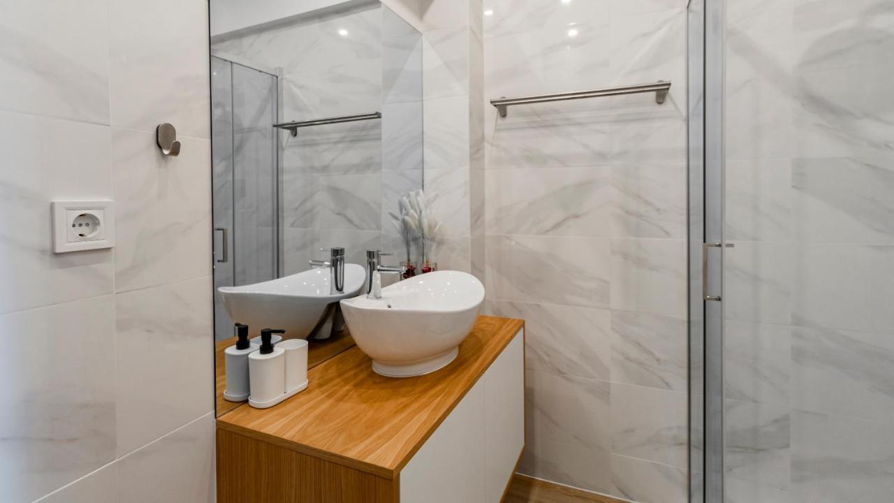 1br Paraiso Flat W/ Balcony & Ac By Lovelystay Apartamento *